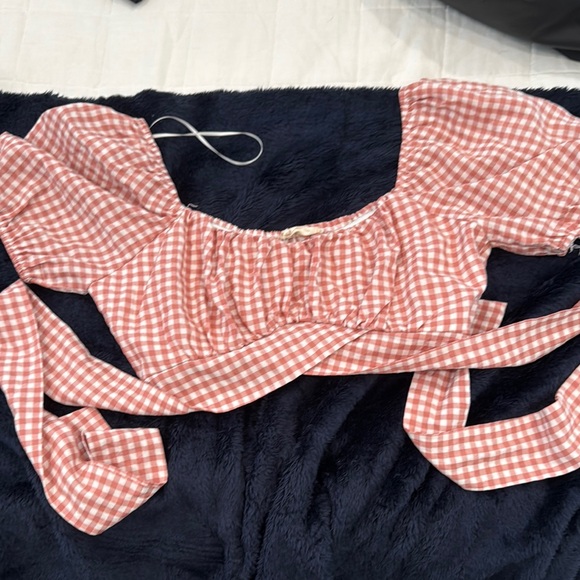 Gingham Puff Sleeve Crop Top - Picture 1 of 1